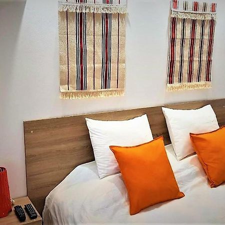 Arts Guest House -Beautiful Villa For 6 Persons ヴェリコ・タルノヴォ エクステリア 写真