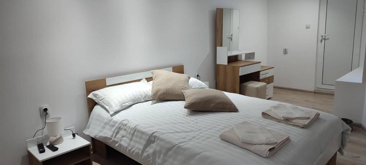 Arts Guest House -Beautiful Villa For 6 Persons ヴェリコ・タルノヴォ エクステリア 写真
