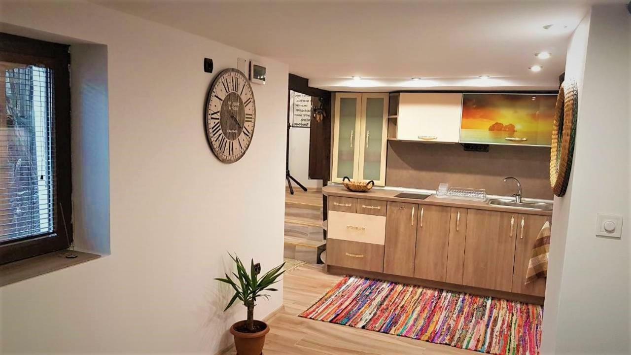 Arts Guest House -Beautiful Villa For 6 Persons ヴェリコ・タルノヴォ エクステリア 写真